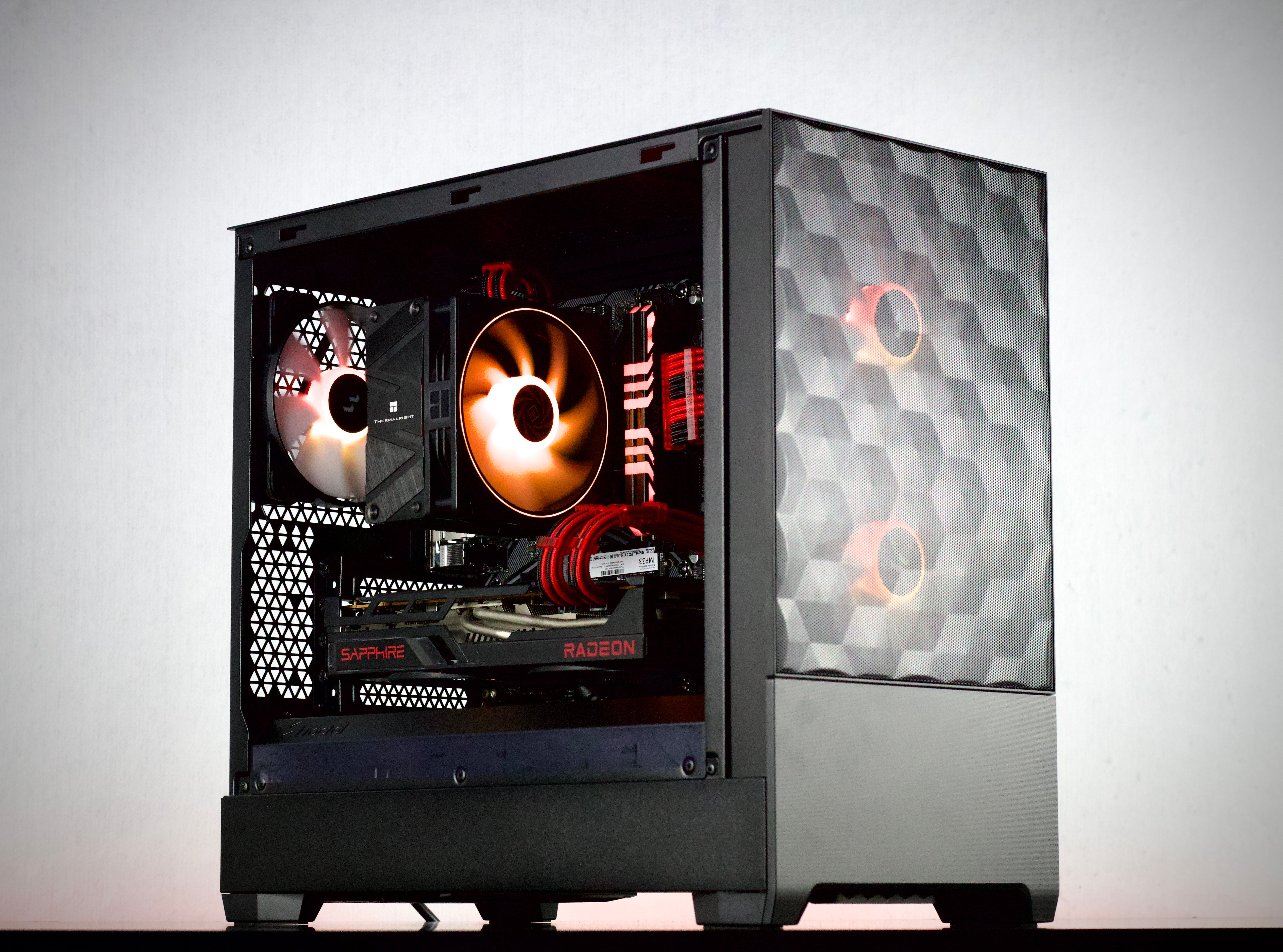 ❤️🔥🖤❤️🔥 Gaming PC - RX 6700 XT 🔥 Ryzen 5 5600 🔥 16GB DDR4 🔥 1TB NVMe SSD
