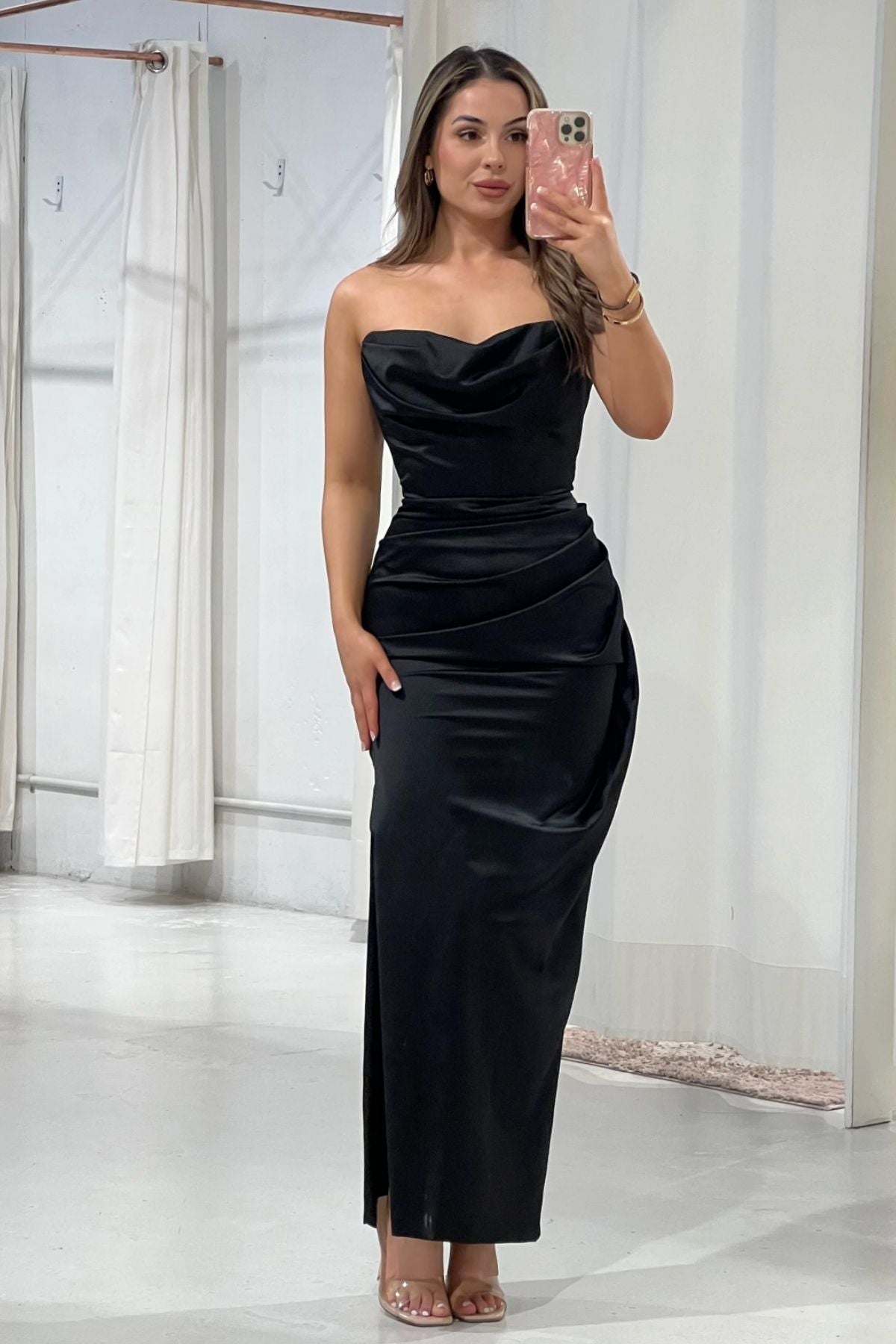 Hire Formal Dresses for Your Next Event