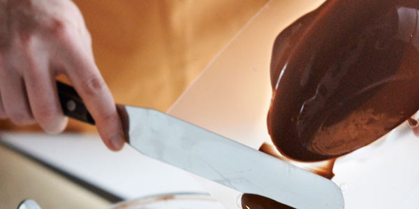 moule chocolat avec spatule inox
