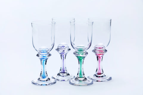 Colour Twist Wine Glass 