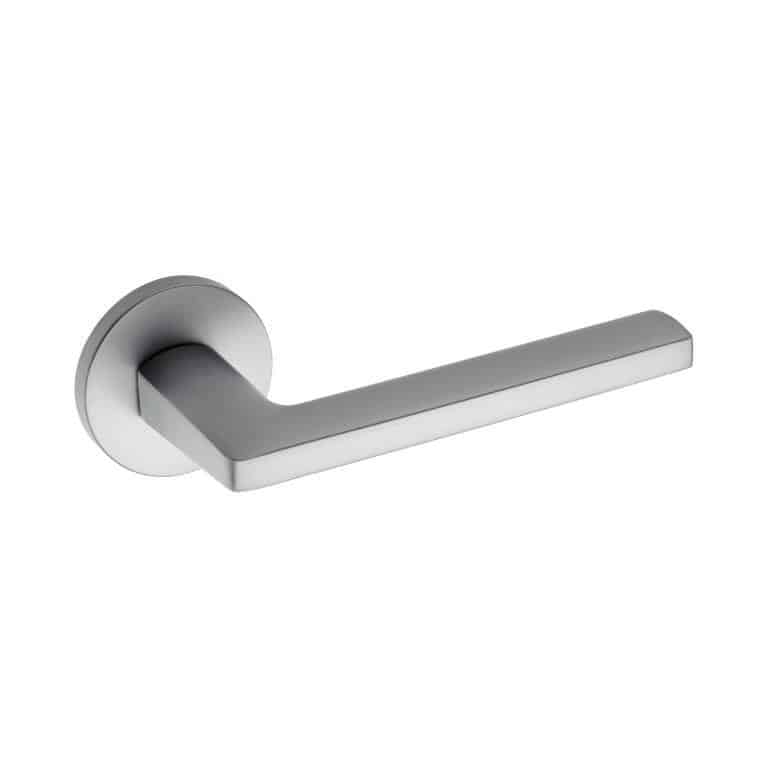 Zamak Lever Handle On Round Rose Satin Chrome