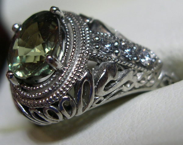 Alexandrite Gold Ring Antique Design "The Duchess  