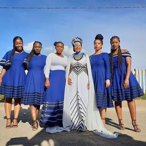 Mariée Xhosa avec ses demoiselles d'honneur