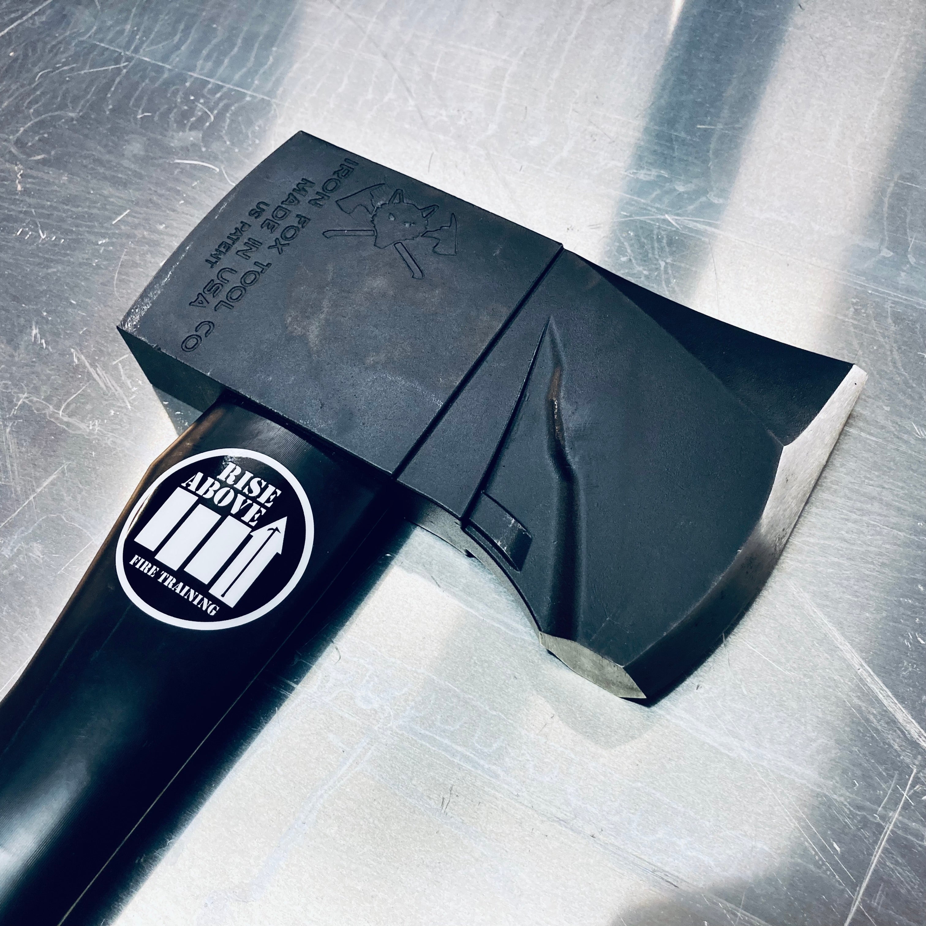 IRON FOX Flat-Head Axe - 6 Lb