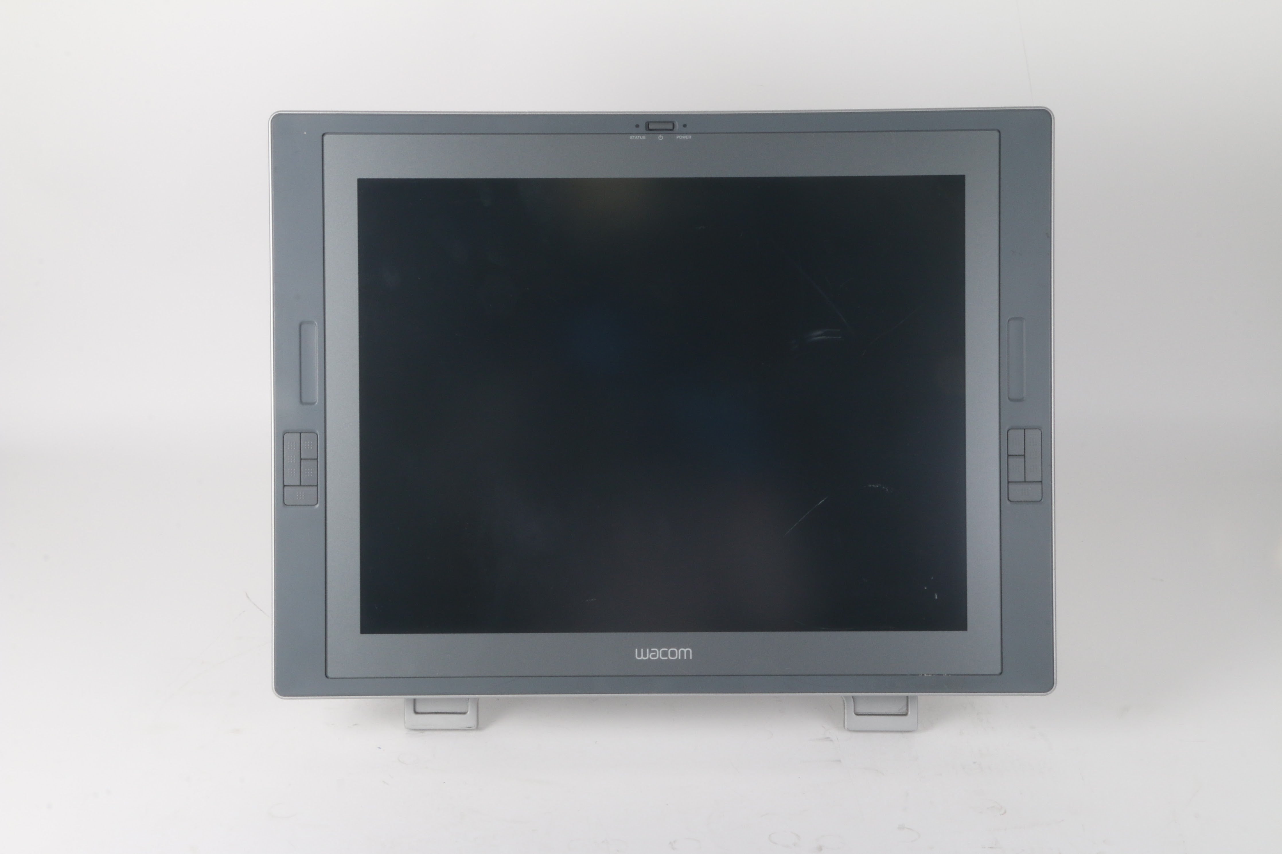 Wacom DTZ-2100D Cinitiq 21UX LCD Tablet With Stand- Fair Condition