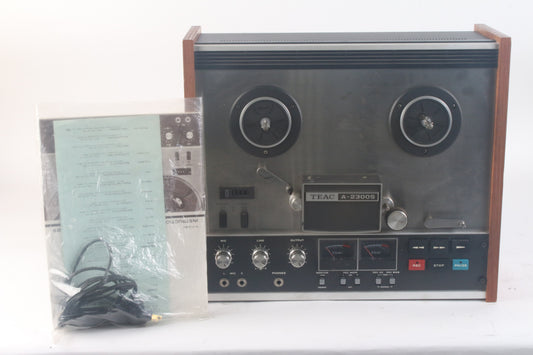 National RS-772 Stereo 4 Track Tape Recorder With 2x Mics and Box - AS –  NTC Tech