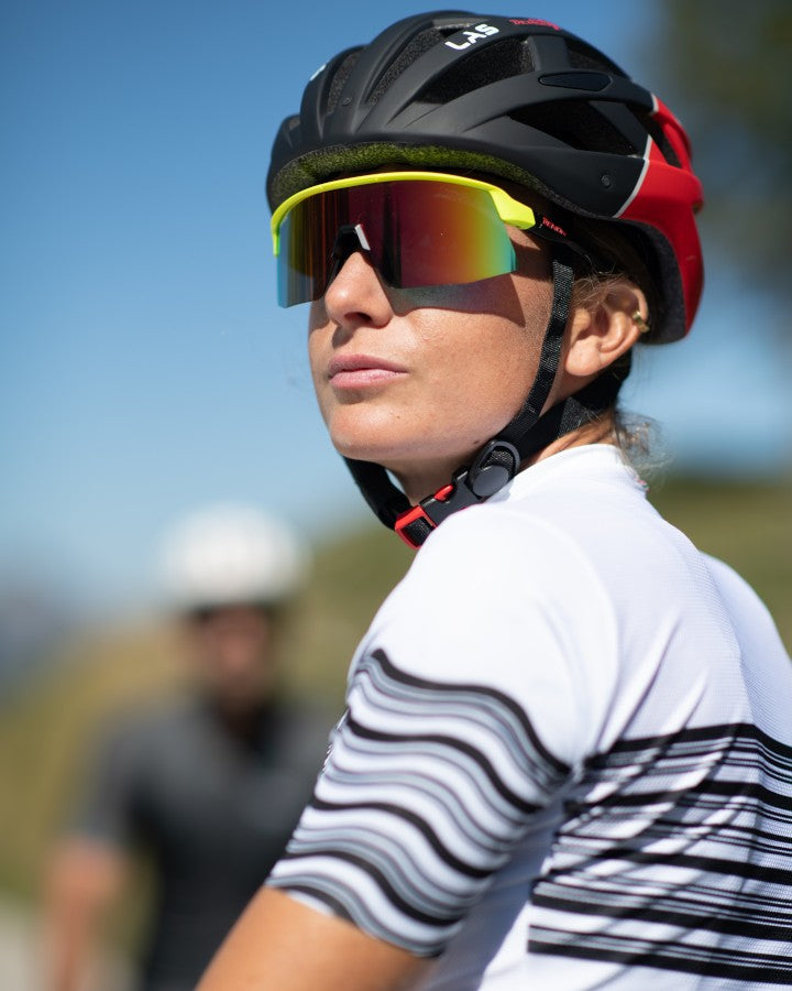 Occhiale da donna per ciclismo su strada giallo fluo a mascherina modello ROUBAIX lente specchiata rossa