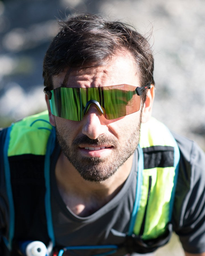 occhiale da uomo per trail running monolente specchiata modello superpiuma