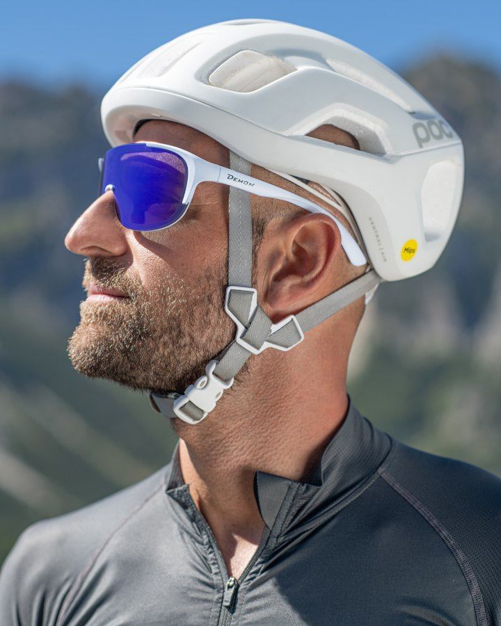 Occhiale per bici da corsa a mascherina lente specchiata modello STUBAIER colore bianco opaco