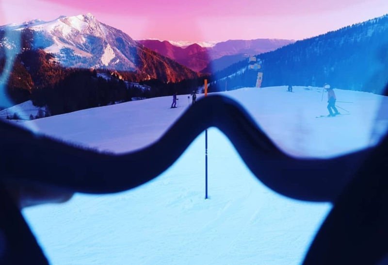 Ski and Snowboard Goggles Photochromic Lenses – Demon Glasses