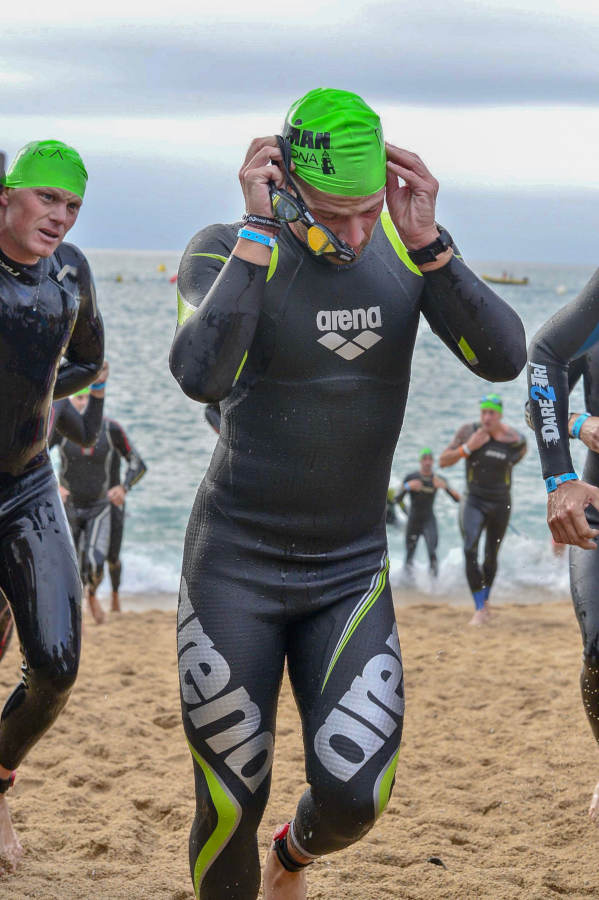 Occhialini per triathlon per il nuoto