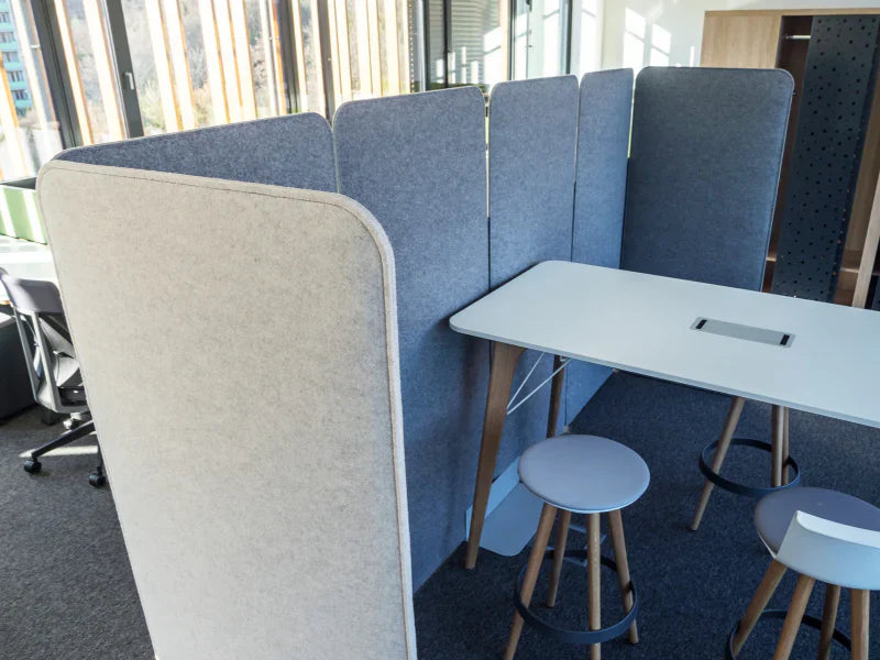 BuzziScreen Modular Freestanding Acoustic Office Divider in Grey Medium Size