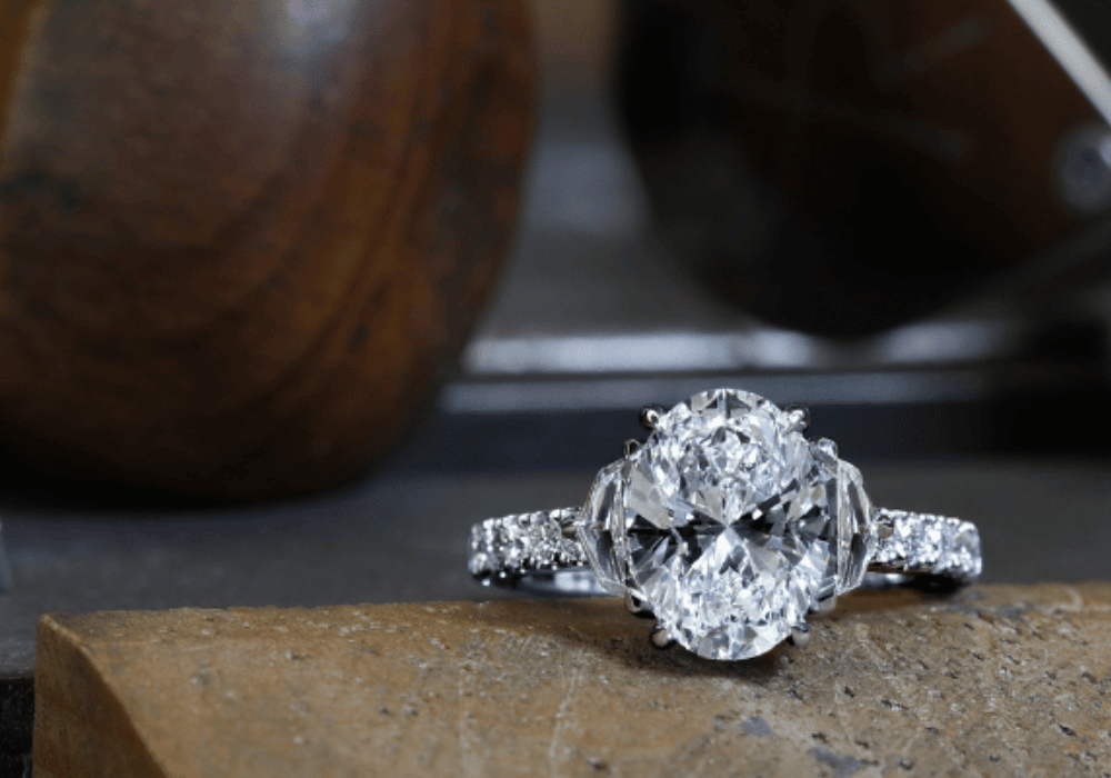 In-house workshop ensures quality and exclusivity - Irene diamond ring -