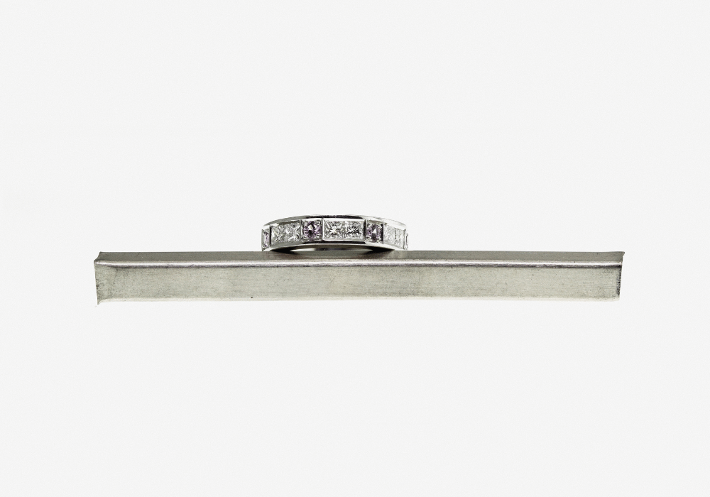 Platinum vs. Gold – which metal is the best for your engagement ring? - Image 2 18K White Gold -