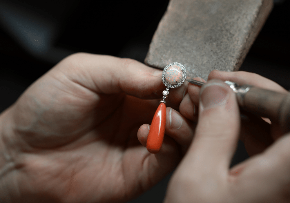 Precious Pieces Reimagined - Coral / Earrings Workshop -