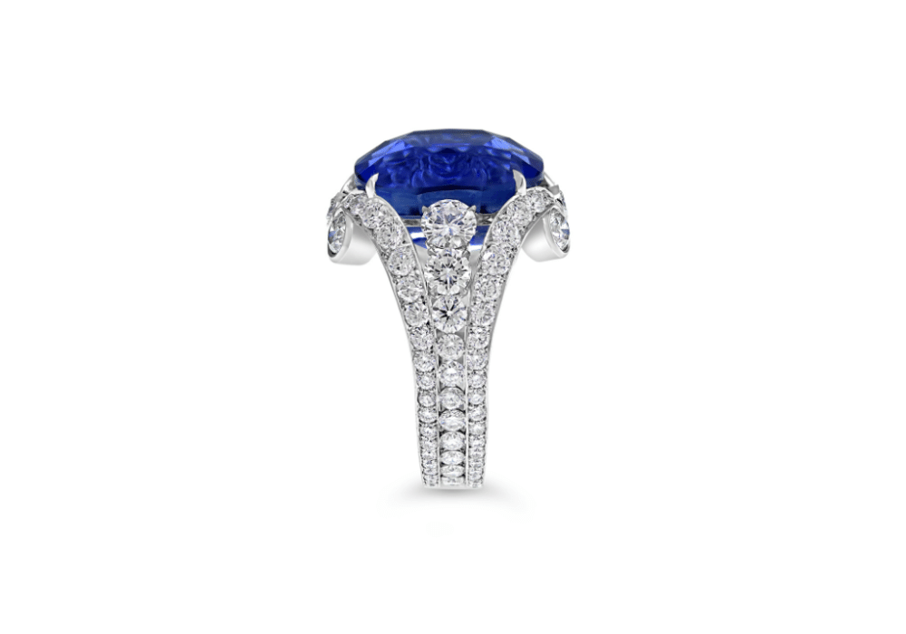 September Birthstone - The Sapphire - Blue sapphire ring side -