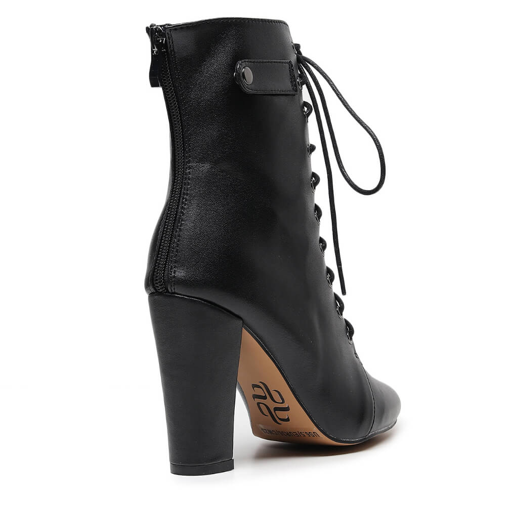 Anothermoment closed toe chunky heel ankle boot 5 50f5f208 5074 446c 96a7 09ed54f58463