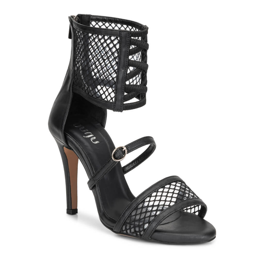 hannah shoe7 01 ac0ff8dc e56f 45b2 a51e 4e9bbdff1629