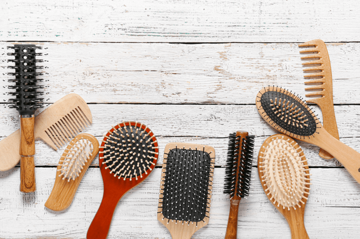 different types of hair brushes and combs