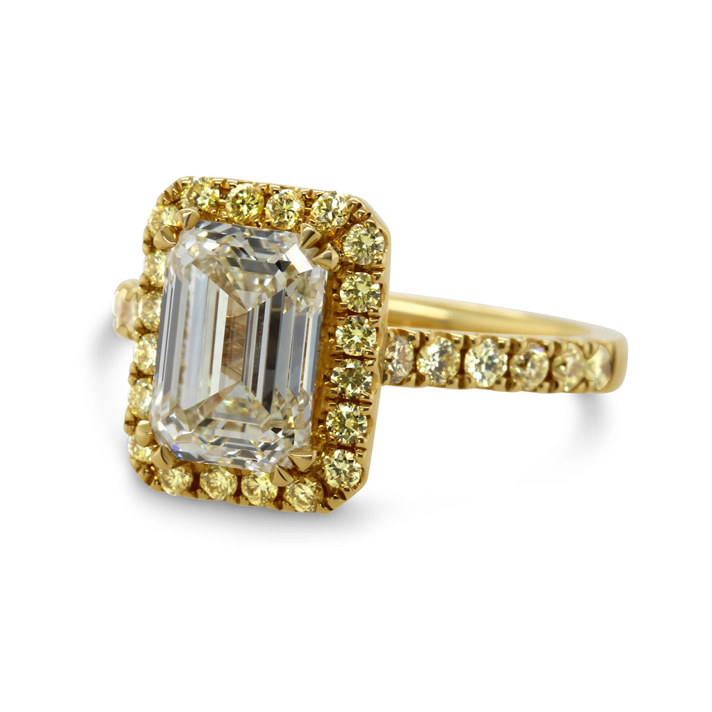 Designer's Jewel Natural Yellow Diamond Ring, 18K White GoldAuthentic India  | Ubuy