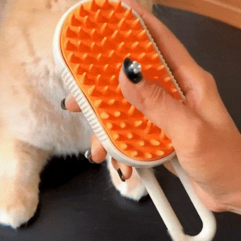 The steam brush for cats and dogs in khaki. The dimensions of the steam brush are shown.