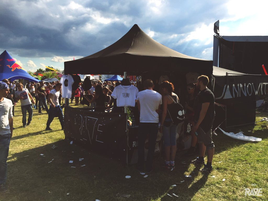 RAVE Clothing Ruhr in Love Festival Store