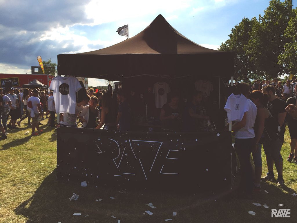 RAVE Clothing Ruhr in Love Festival Store