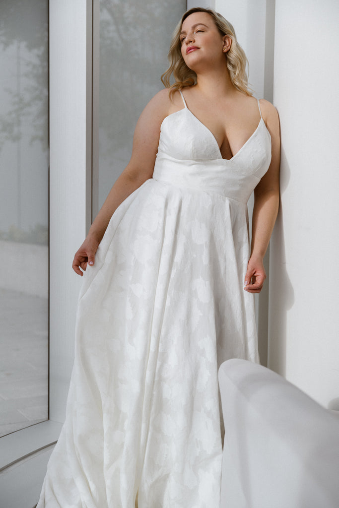 quality wedding dresses for curvy brides