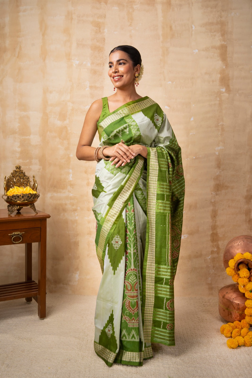 RUSTIC GOLD TISSUE SILK SAREE WITH SILVER ZARDOSI WORK & SILVER TISSUE –  Nidhitambi