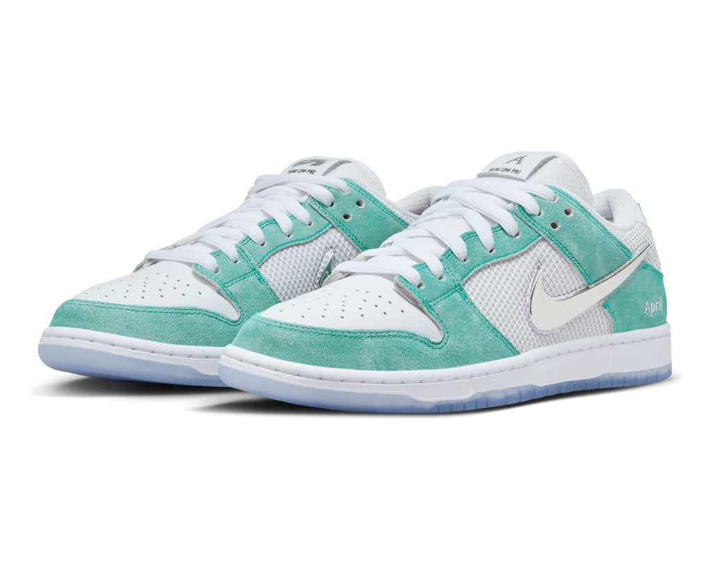 希少！Nike SB DUNK LOW PRO QS FTC25.5箱とアヒルはありません