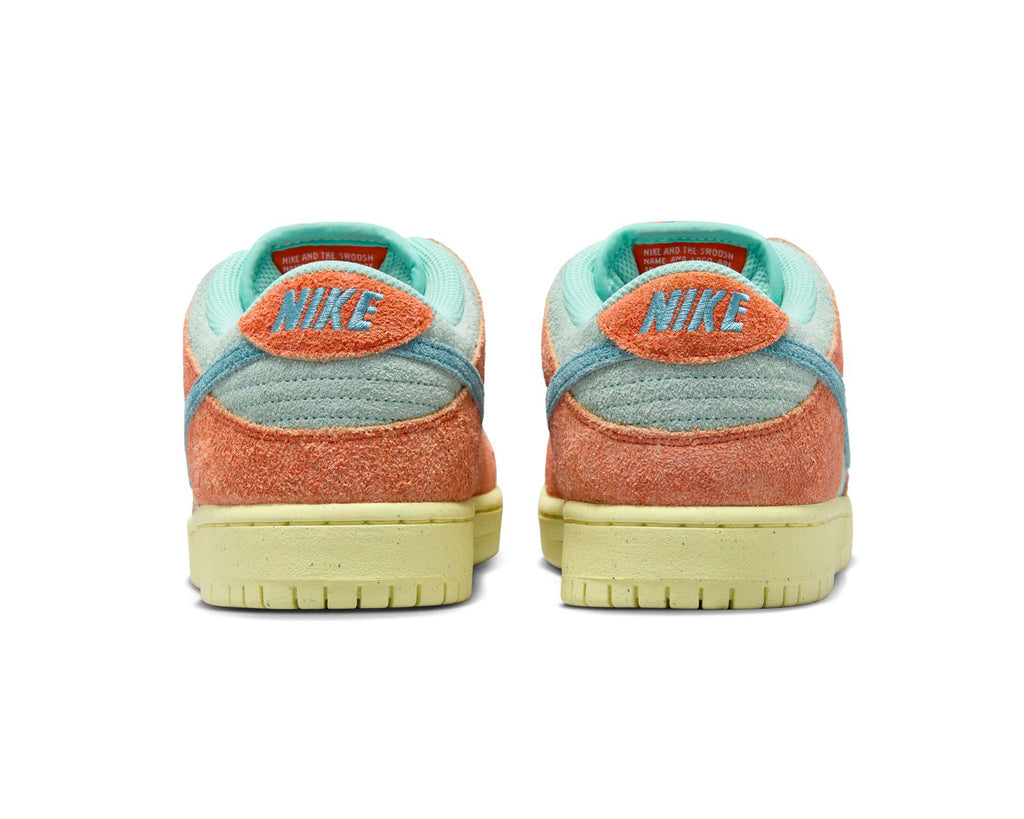 Nike SB Dunk  “Orange and Noise Aqua”