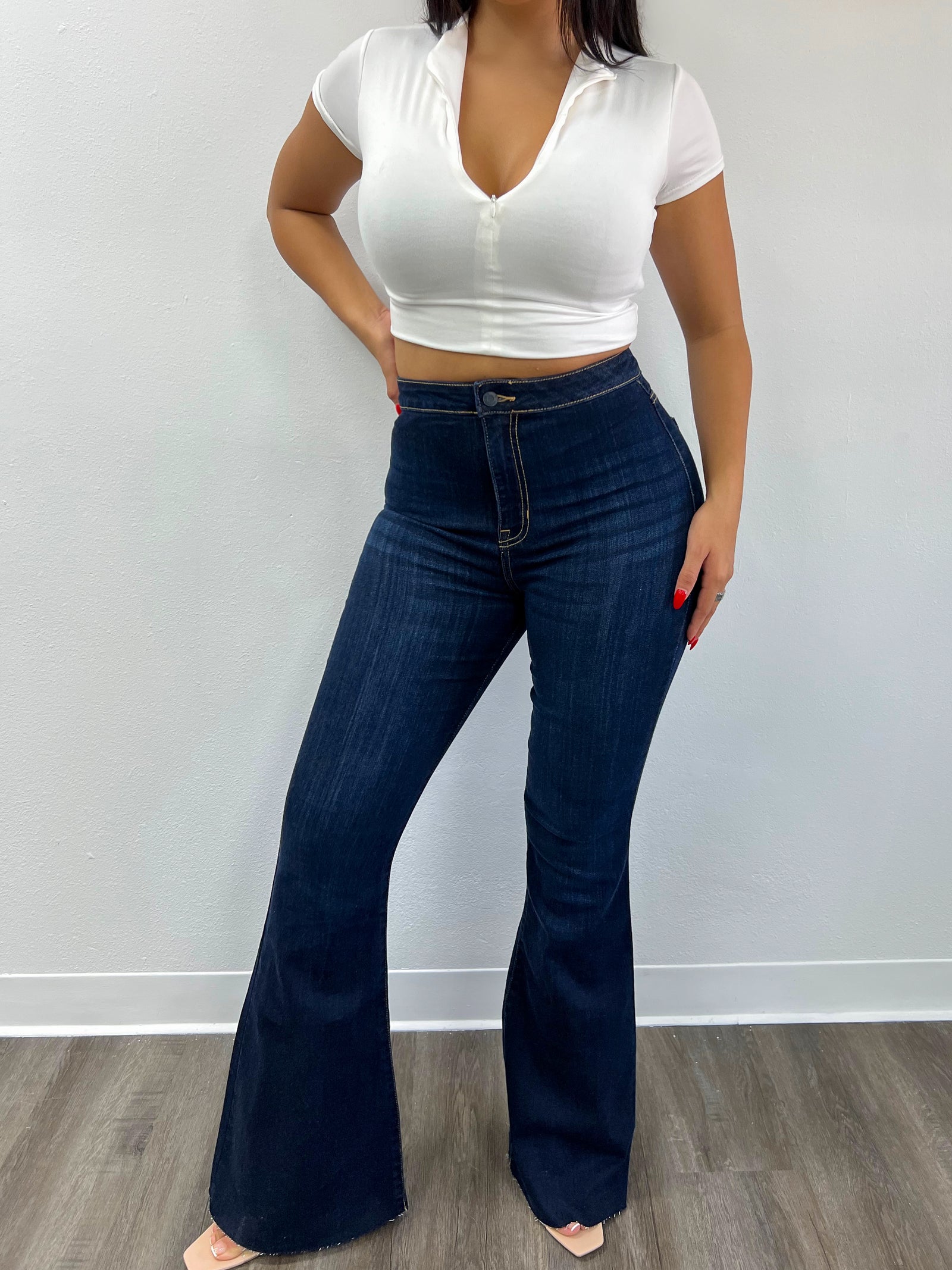 Leslie High Rise Jeans (Light Denim) - Laura's Boutique, Inc