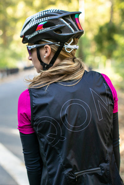 Download Women's Signature Vest - Sleeveless Wind Resistant | QOM ...