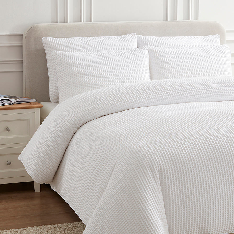 200 Thread Count Portofino Duvet Cover Cotton - White - DUSK.com product image