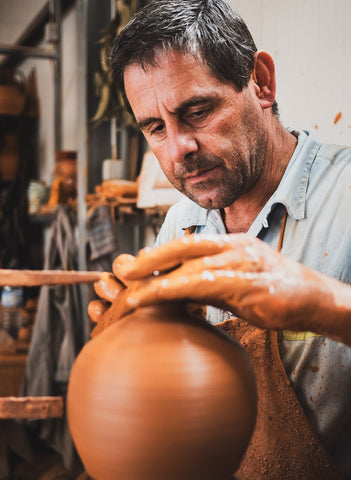 Vitor Almeida our master potter at work