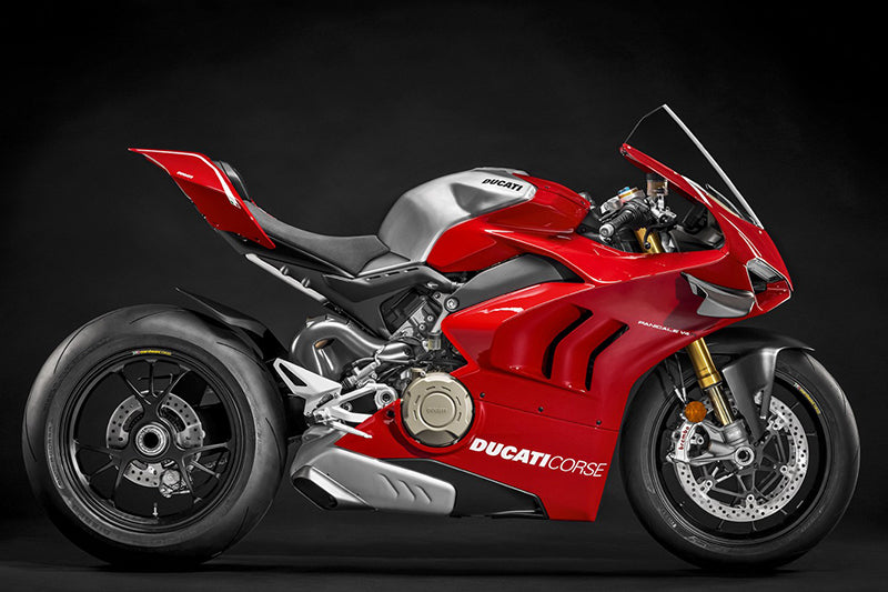 czerwony motocykl Ducati