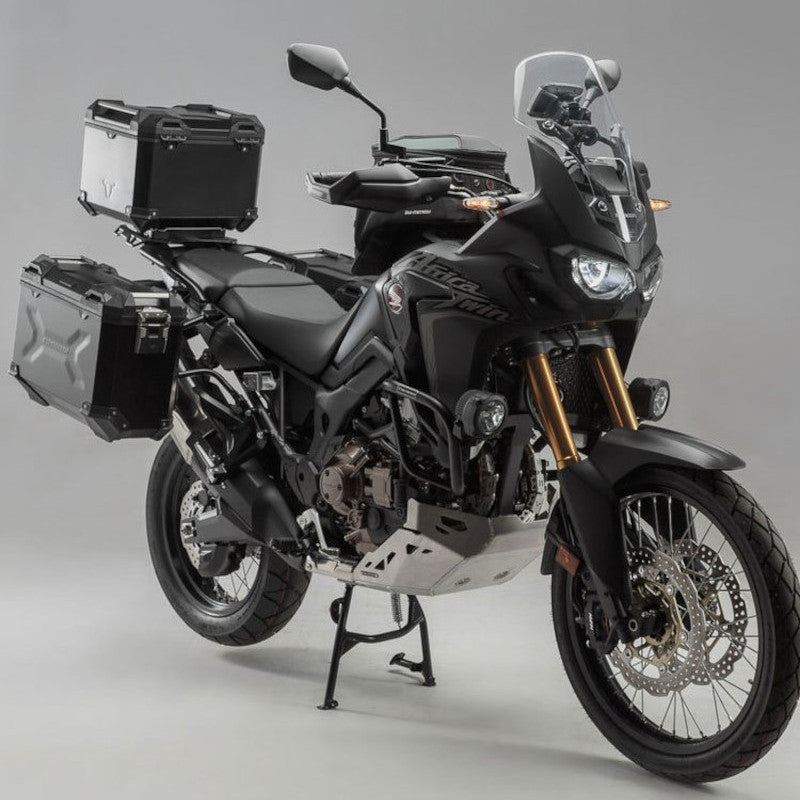 honda africa twin ubrana w kufry motocyklowe