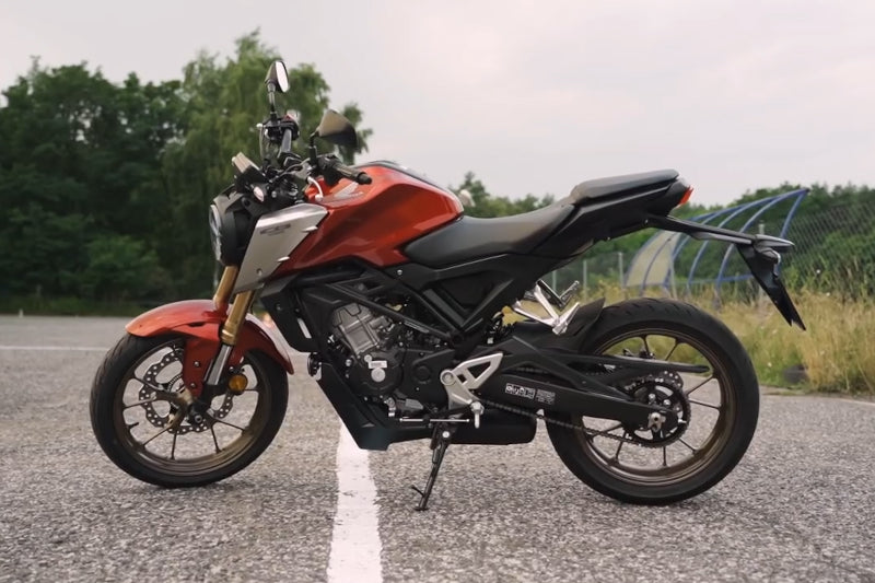 Honda CBR 125 jest prawie jak zwyczajny motocykl