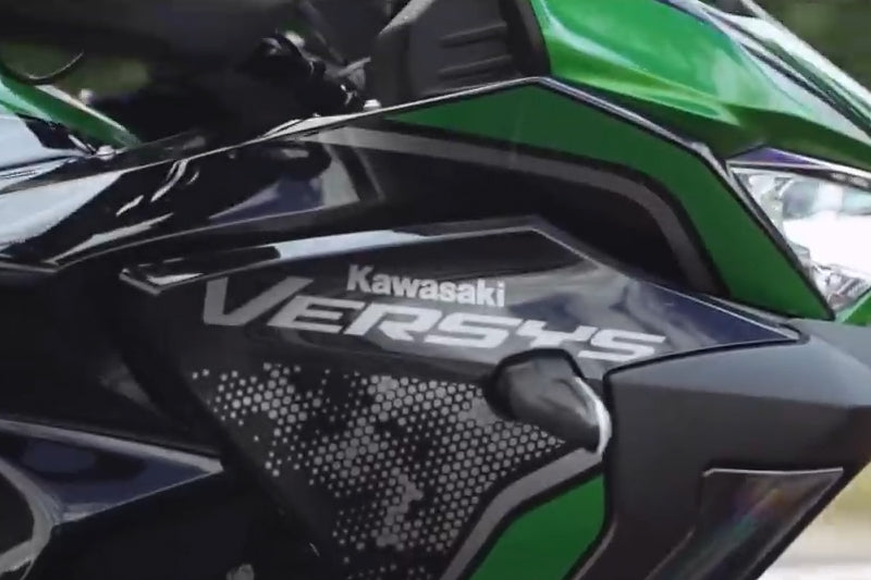 bok motocykla Kawasaki Versys 1000 SE Grand Tourer