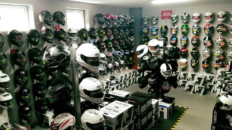 Kaski motocyklowe w sklepie