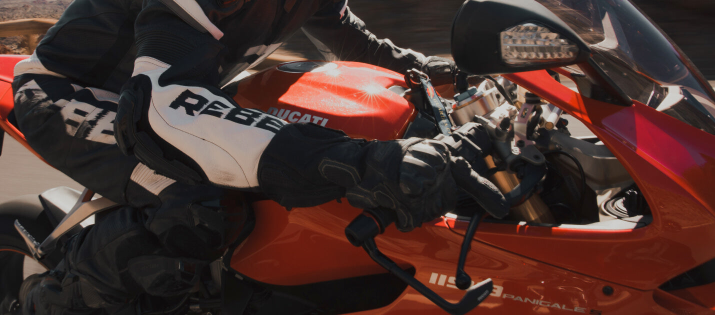 poznajcie najlepsze rękawice sportowe na motocykl 2022