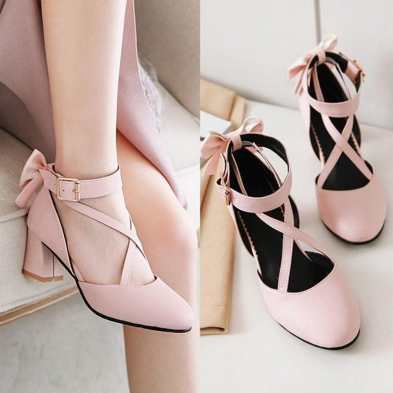 white bow shoes