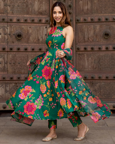 Ethnic wear store