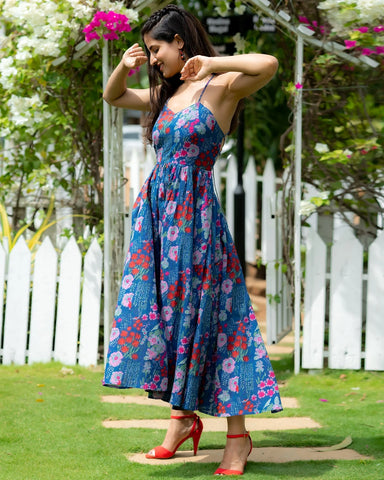 Elegant Kaylee maxi dress for a sophisticated and graceful look