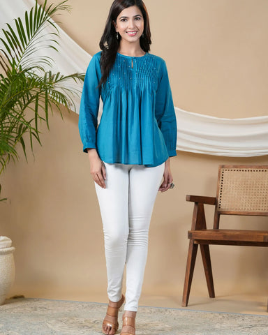 Fashionable Vrishti top for versatile styling