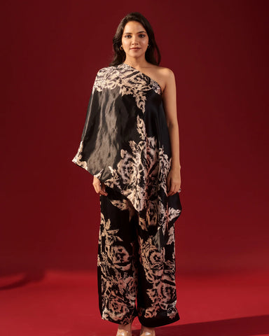 Trendy co-ord set in black with intricate abstract floral motifs
