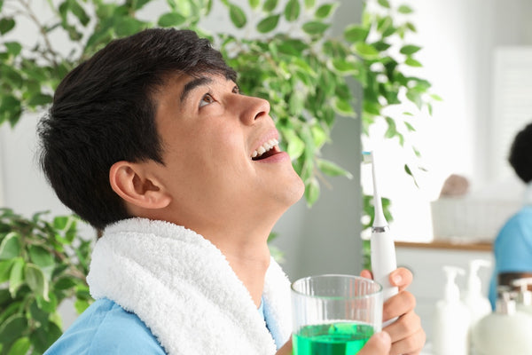 Avoid bad breath by adding a mouthwash to your daily oral hygiene habits