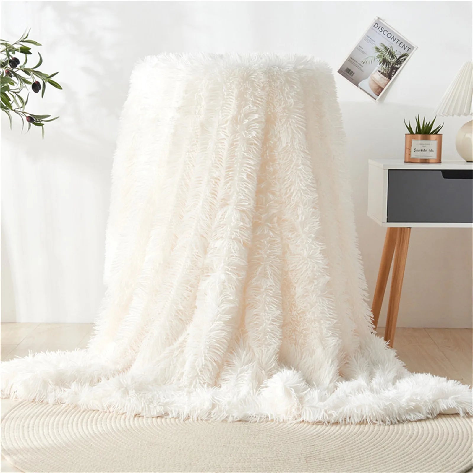 Extra Soft Faux Throw Blanket Solid Reversible Fuzzy Lightweight Long Hair Shaggy Blanket Fluffy Cozy h Fleece Comfy