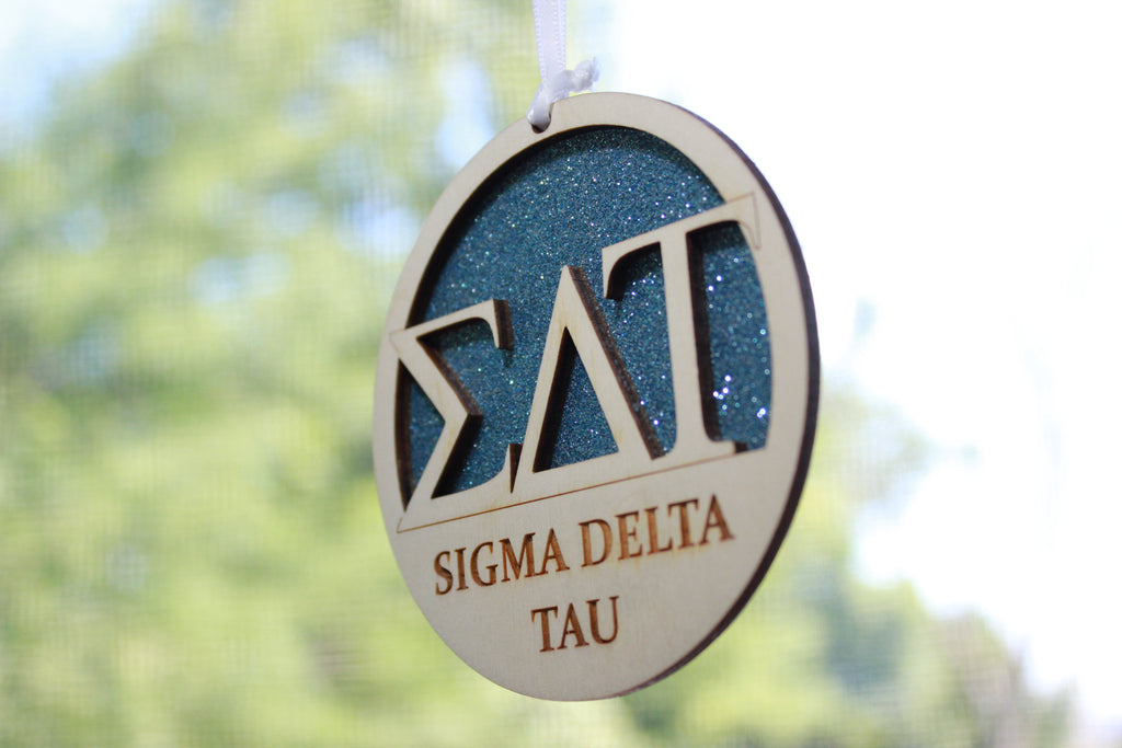 lavalier sigma tau delta