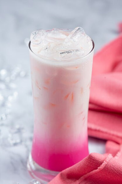 iced-pink-latte Bild